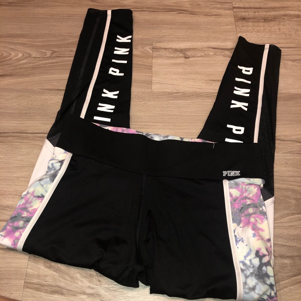 PINK Ultimate mesh legging